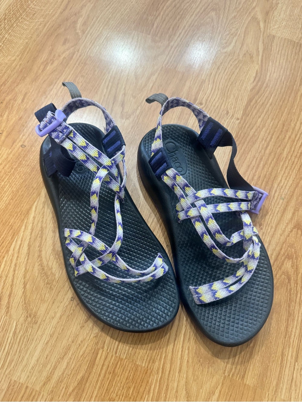 Chaco Women's Z-Style Purple Patterned Strap Sandals size 5